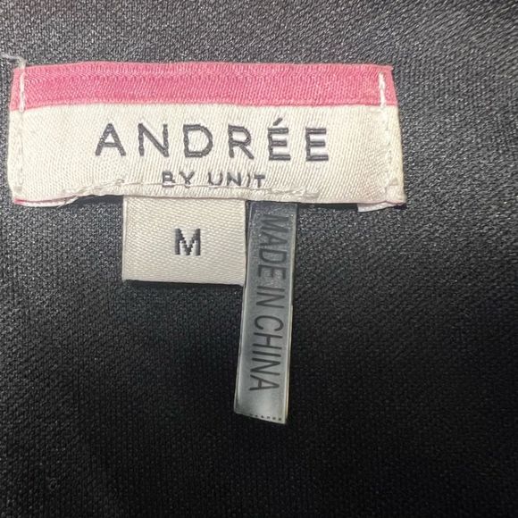 ANDREE by UNIT Long Sleeve V-Neck Ruffle Swiss Dot Black Blouse - size Medium - Picture 5 of 5